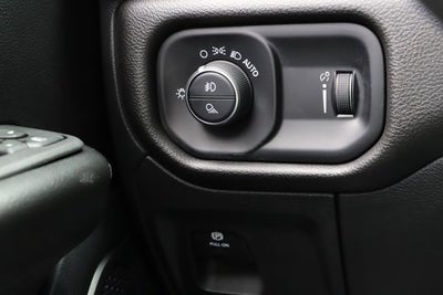2025 RAM 1500 Warlock Crew Cab 4x4 5'7' Box