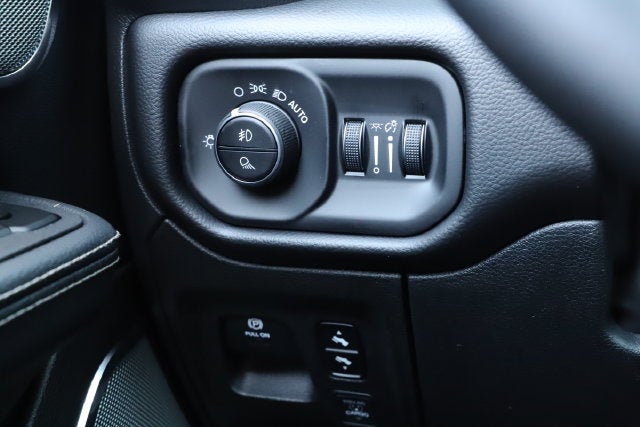 2027 RAM Ram 1500 RAM 1500 LARAMIE CREW CAB 4X4 5'7' BOX