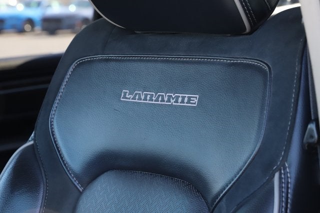 2019 RAM 1500 Laramie Crew Cab 4x4 5'7' Box