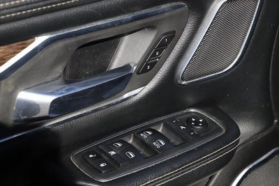 2019 RAM 1500 Laramie Crew Cab 4x4 5'7' Box