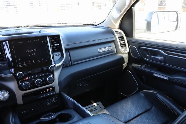 2019 RAM 1500 Laramie Crew Cab 4x4 5'7' Box