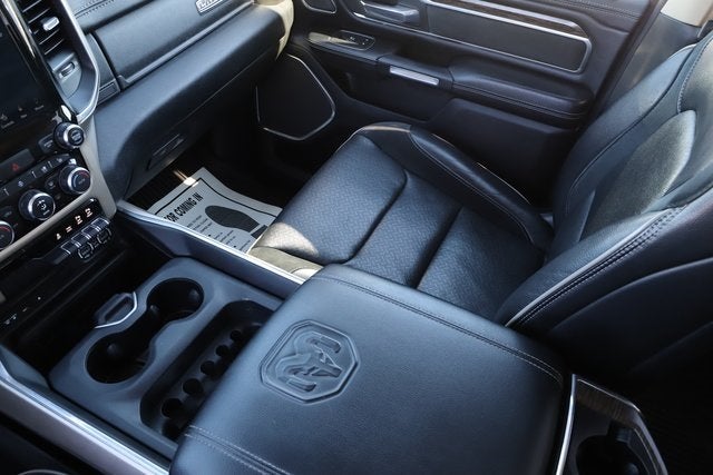 2019 RAM 1500 Laramie Crew Cab 4x4 5'7' Box