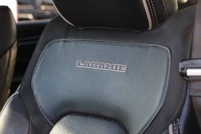 2020 RAM 1500 Laramie Crew Cab 4x4 5'7' Box