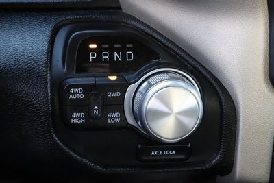 2020 RAM 1500 Laramie Crew Cab 4x4 5'7' Box