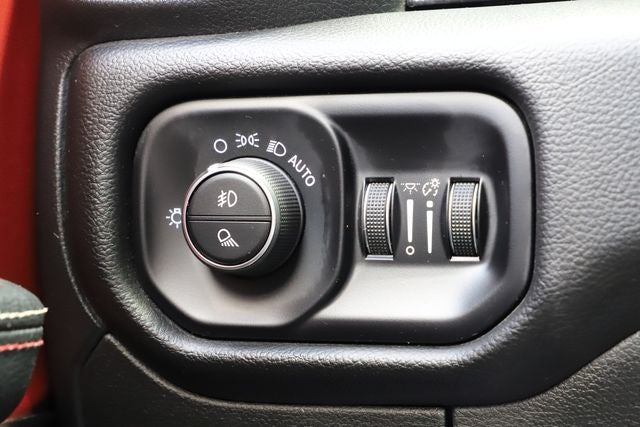 2025 RAM 1500 Rebel Crew Cab 4x4 5'7' Box