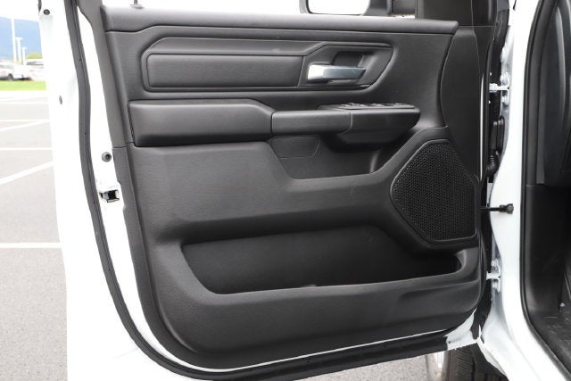 2027 RAM Ram 1500 RAM 1500 EXPRESS CREW CAB 4X4 6'4' BOX