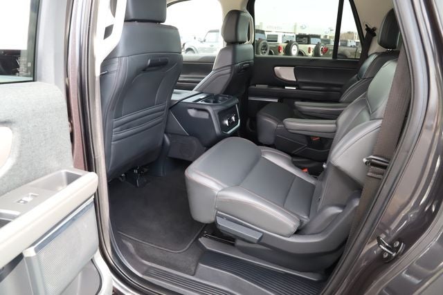 2025 Ford Expedition Active MAX