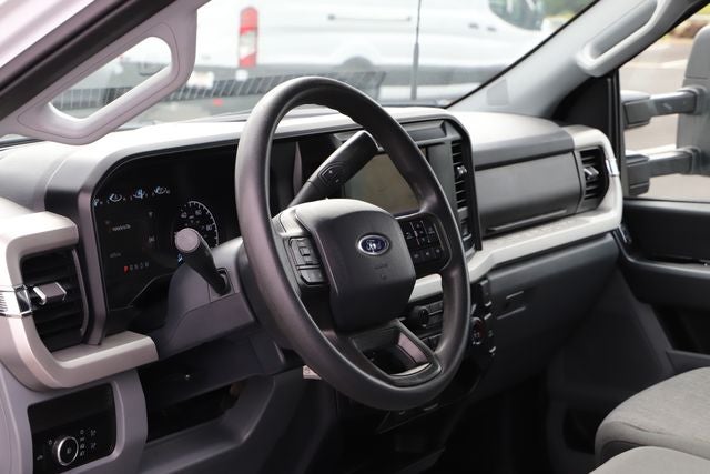 2025 Ford F-350 XLT