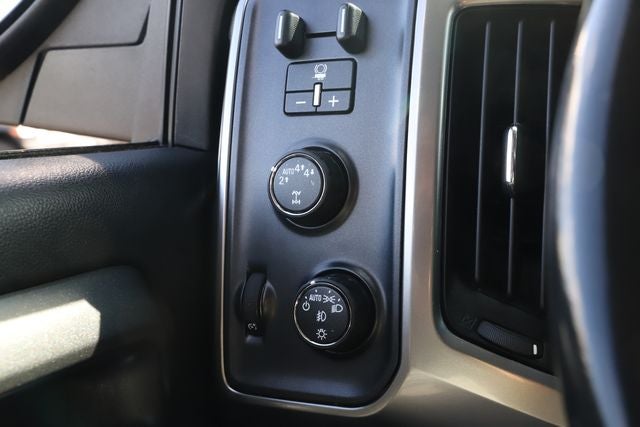 2017 Chevrolet Silverado 1500 2LT