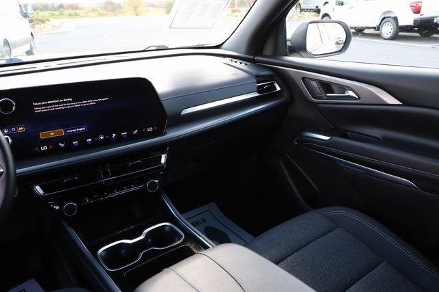 2025 Chevrolet Traverse FWD LT