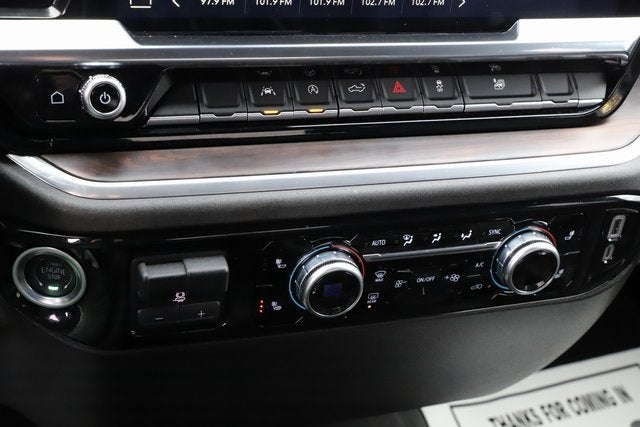 2025 GMC Sierra 1500 4WD Crew Cab Short Box SLT