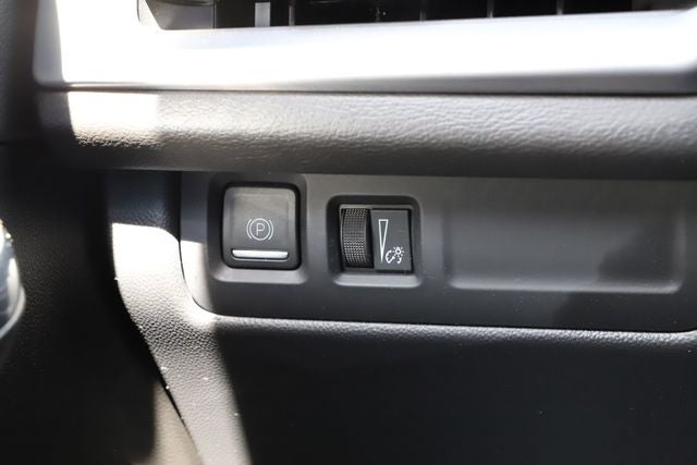 2025 Cadillac XT4 AWD Premium Luxury