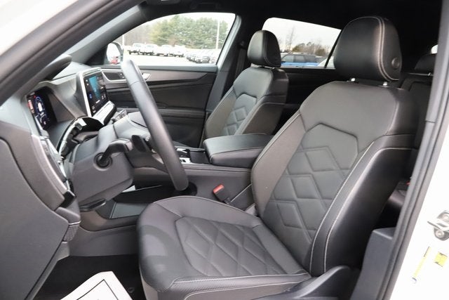 2025 Volkswagen Atlas Cross Sport 2.0T SE w/Technology