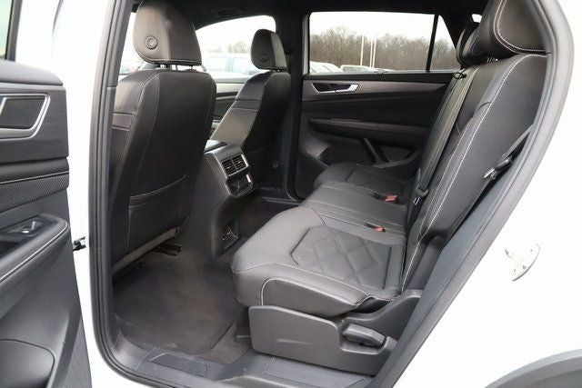 2025 Volkswagen Atlas Cross Sport 2.0T SE w/Technology