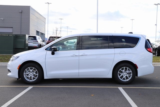 2026 Chrysler Voyager VOYAGER LX