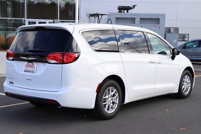 2026 Chrysler Voyager VOYAGER LX