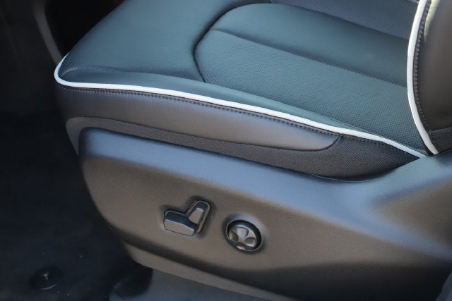 2027 Chrysler Pacifica PACIFICA LIMITED