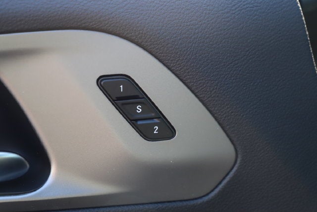2027 Chrysler Pacifica PACIFICA LIMITED