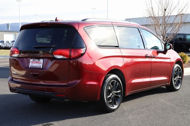 2020 Chrysler Pacifica AWD Launch Edition