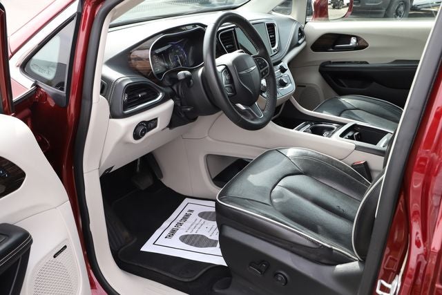 2022 Chrysler Pacifica Limited AWD