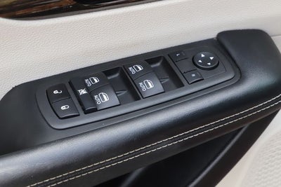2022 Chrysler Pacifica Limited AWD