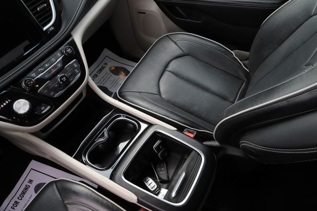 2022 Chrysler Pacifica Limited AWD