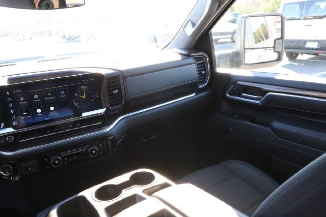 2025 Chevrolet Silverado 2500HD 4WD Crew Cab Standard Bed LT