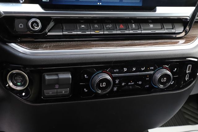 2026 Chevrolet Silverado 1500 4WD Crew Cab Standard Bed LT