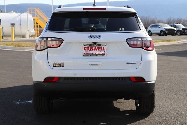 2024 Jeep Compass COMPASS LATITUDE LUX 4X4