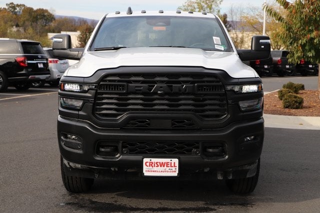 2026 RAM Ram 3500 RAM 3500 TRADESMAN CREW CAB 4X4 6'4' BOX