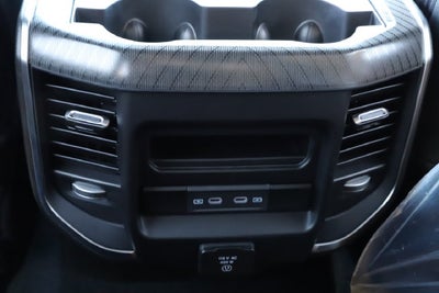 2027 RAM Ram 3500 RAM 3500 BIG HORN CREW CAB 4X4 6'4' BOX