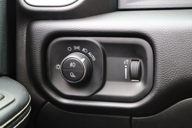 2027 RAM Ram 2500 RAM 2500 BIG HORN CREW CAB 4X4 6'4' BOX