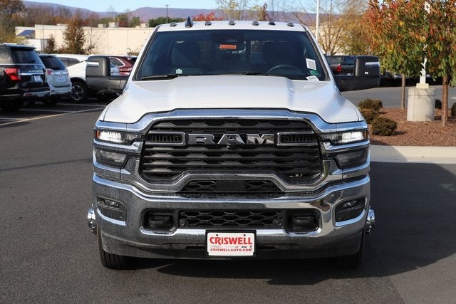 2026 RAM Ram 3500 RAM 3500 TRADESMAN CREW CAB 4X4 8' BOX