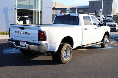 2026 RAM Ram 3500 RAM 3500 TRADESMAN CREW CAB 4X4 8' BOX