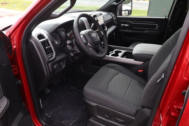 2027 RAM Ram 3500 RAM 3500 BIG HORN CREW CAB 4X4 8' BOX