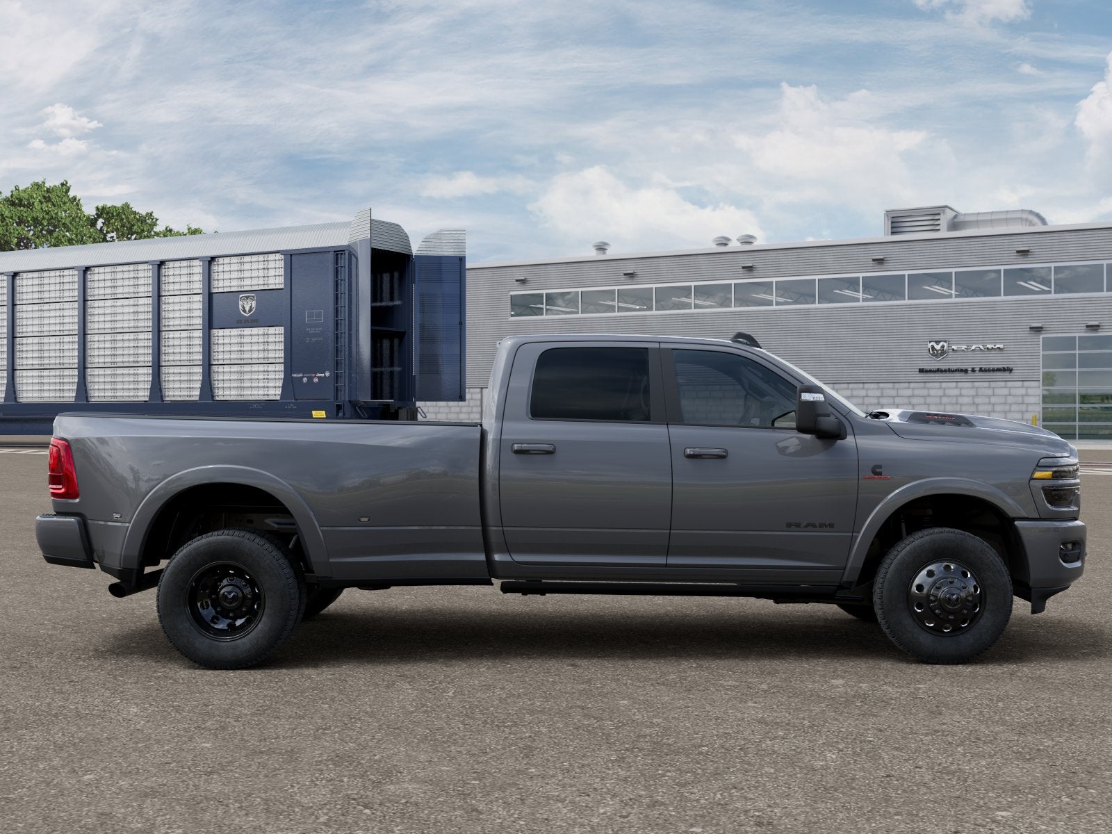 2026 RAM 3500 Limited Crew Cab 4x4 8' Box