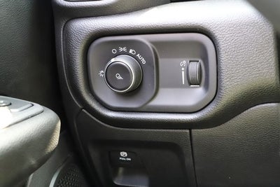 2026 RAM Ram 1500 RAM 1500 TRADESMAN CREW CAB 4X4 5'7' BOX