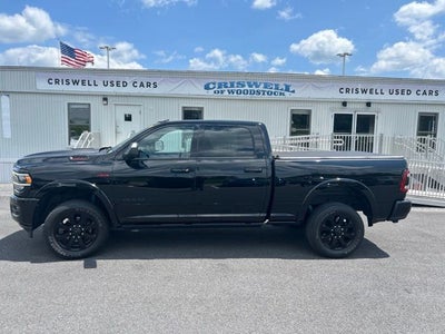 2022 RAM 2500 Laramie Crew Cab 4x4 6'4' Box