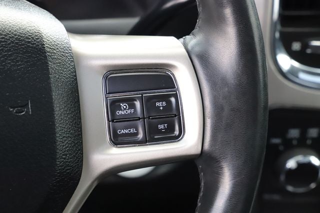 2017 RAM 2500 Laramie Crew Cab 4x4 6'4' Box