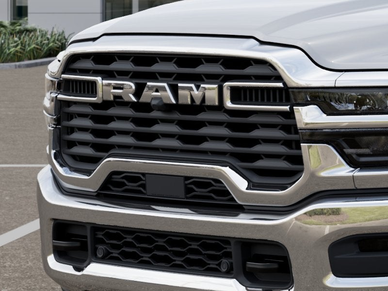 2025 RAM 5500 Chassis RAM 5500 TRADESMAN CHASSIS CREW CAB 4X4 84' CA