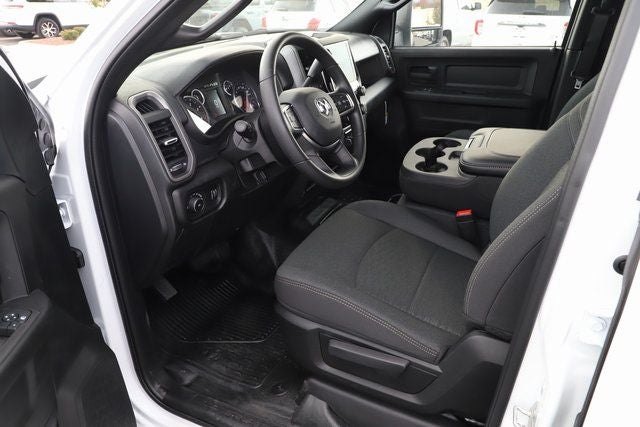 2026 RAM Ram 5500 Chassis Cab RAM 5500 TRADESMAN CHASSIS CREW CAB 4X4 84' CA