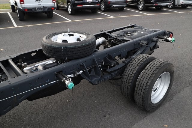 2026 RAM Ram 5500 Chassis Cab RAM 5500 TRADESMAN CHASSIS CREW CAB 4X4 84' CA