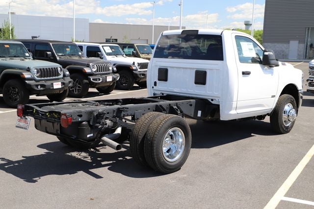 2026 RAM Ram 3500 Chassis Cab RAM 3500 TRADESMAN CHASSIS REGULAR CAB 4X4 60' CA