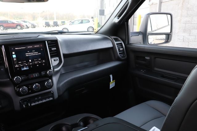 2026 RAM Ram 3500 Chassis Cab RAM 3500 TRADESMAN CREW CAB CHASSIS 4X4 60' CA