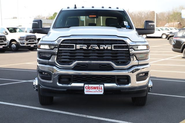 2026 RAM Ram 3500 Chassis Cab RAM 3500 TRADESMAN CREW CAB CHASSIS 4X4 60' CA