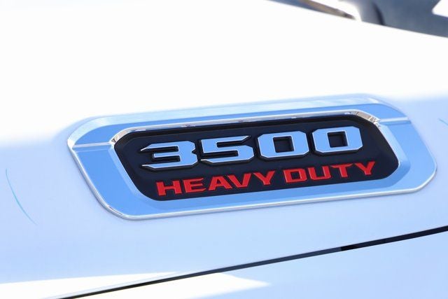 2026 RAM Ram 3500 Chassis Cab RAM 3500 TRADESMAN CREW CAB CHASSIS 4X4 60' CA