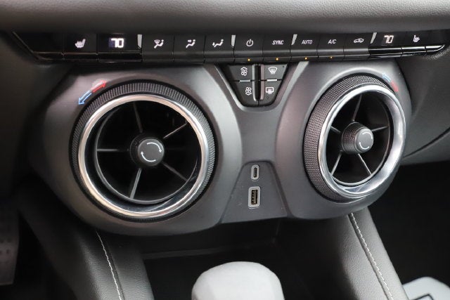 2025 Chevrolet Blazer AWD 2LT