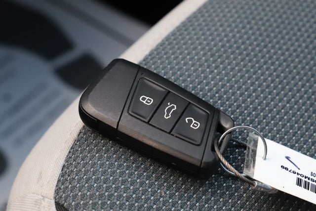 2025 Volkswagen Taos 1.5T S