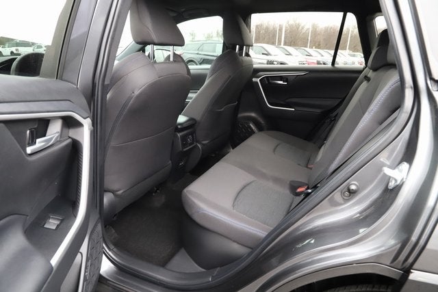 2023 Toyota RAV4 Hybrid SE