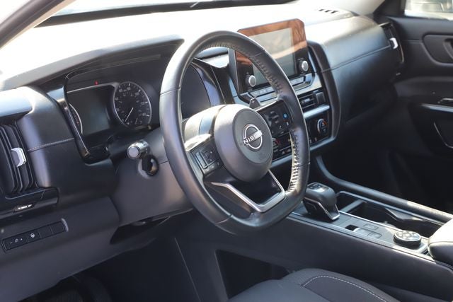 2022 Nissan Pathfinder SV 4WD